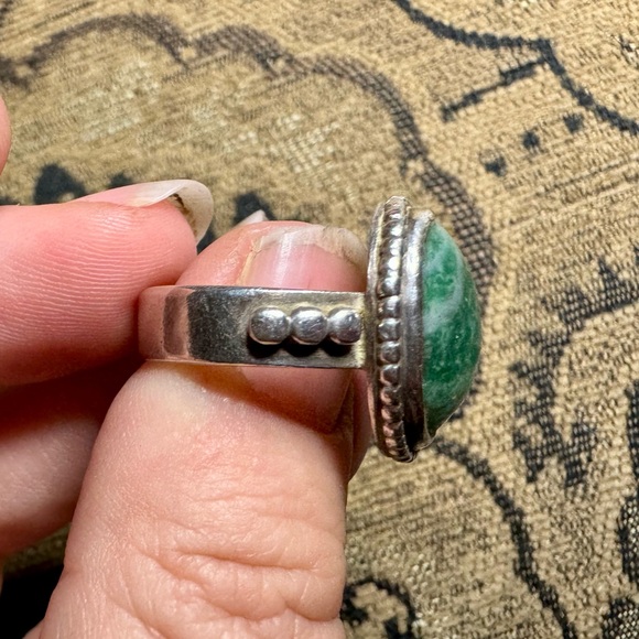 Silver and gemstone ring - Picture 6 of 12